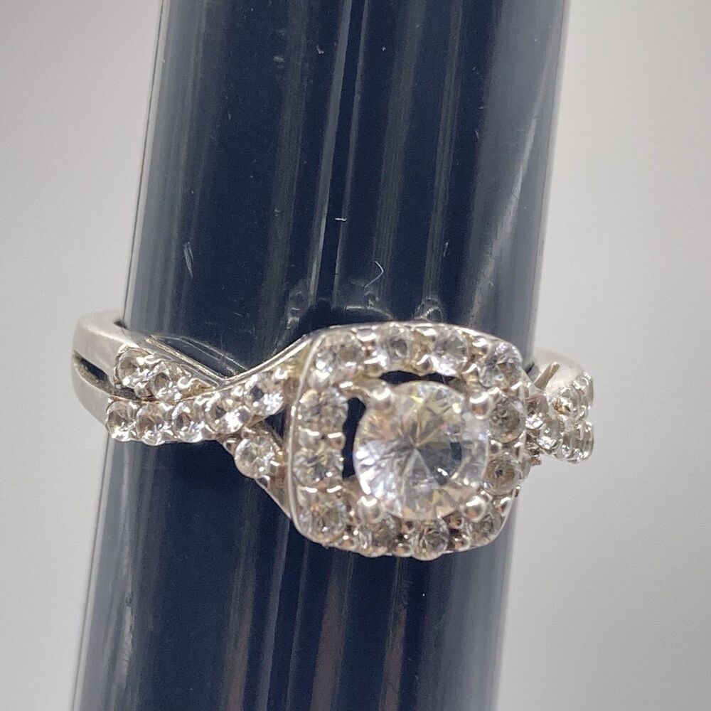 Engaging Sterling Silver Lab Created White Sapphire RING Size 7 Beautiful Bridal